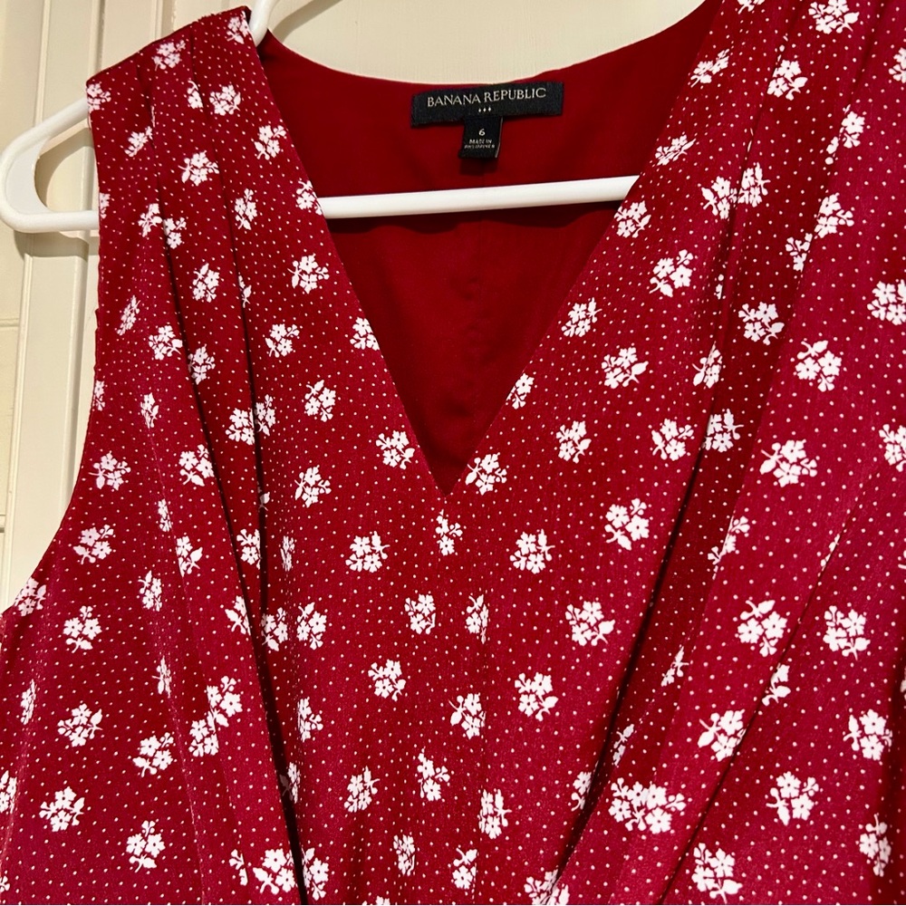 Banana Republic Red and White Floral Dress
